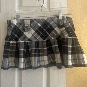Elleneno plaid skirt